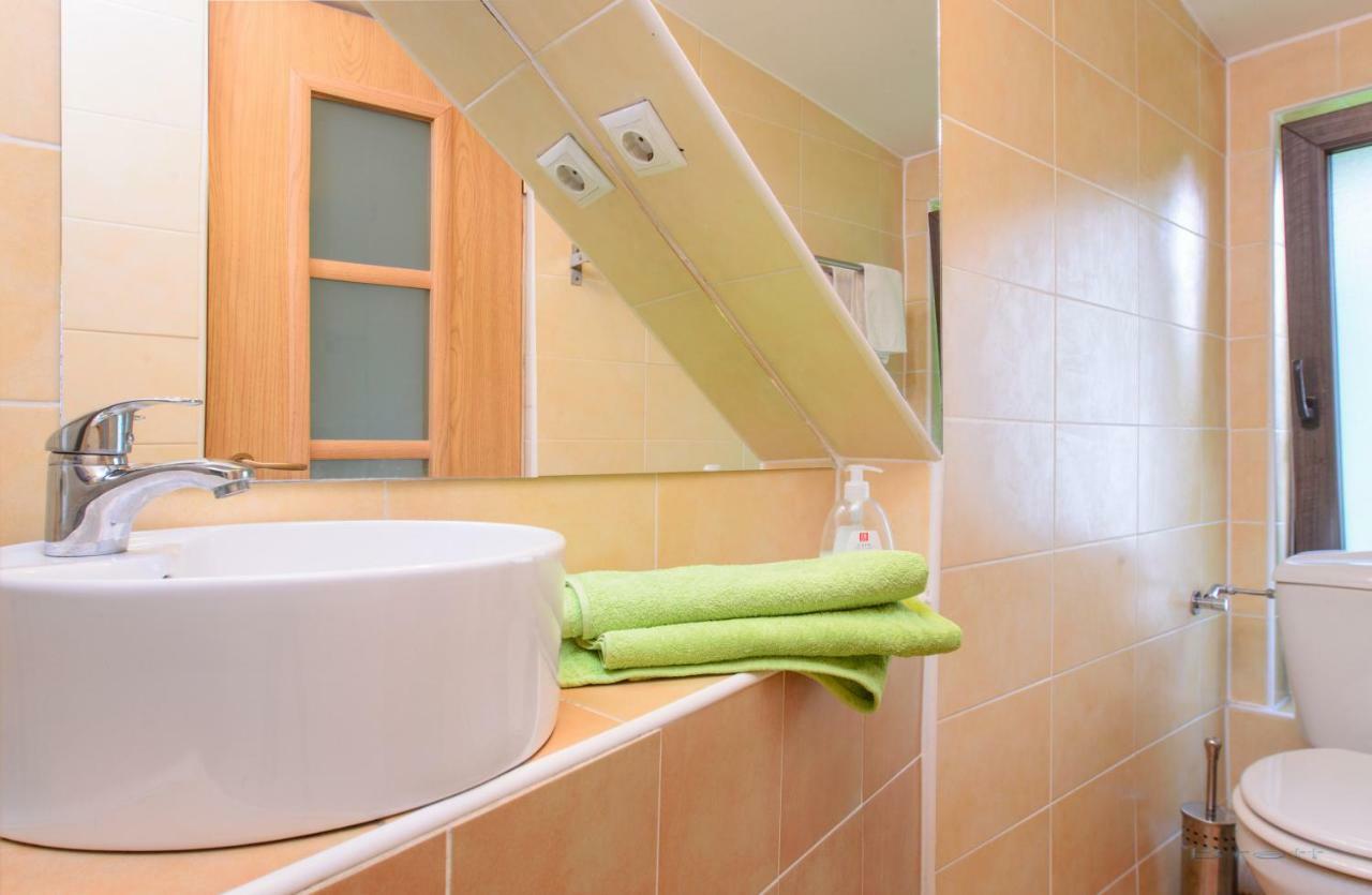 Mango Rooms Braşov Extérieur photo