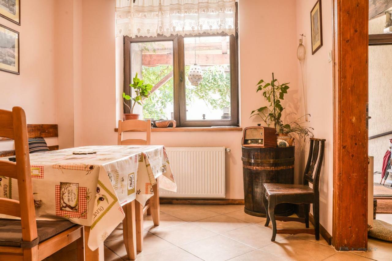 Mango Rooms Braşov Extérieur photo